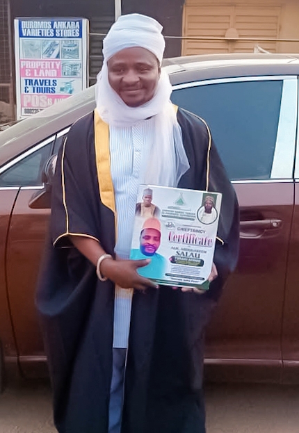 1737411022338 Vanguard's Award-Winning Photojournalist, Akeem Salau, Turbaned as Turaki Adinni in Lagos. ✓✓✓ ©Newzspy.