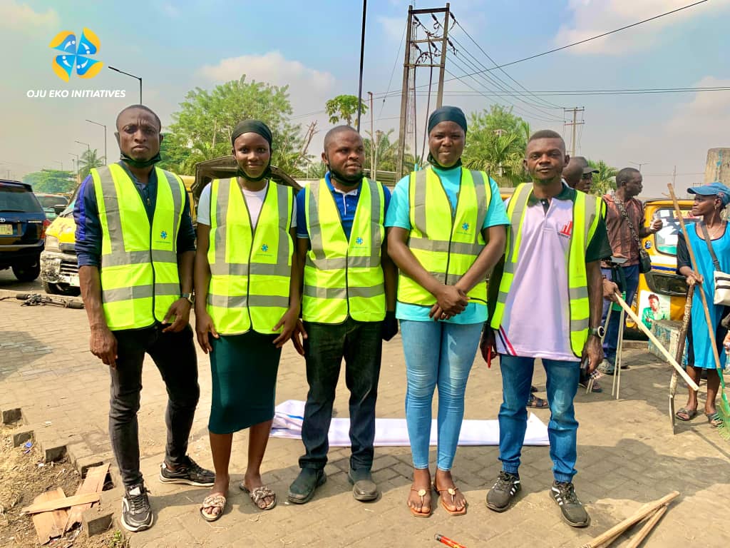 IMG-20250102-WA0036 Youth-Driven Initiative: Clean-Up Ojodu Community Service Shines Despite Challenges Ojodu, Lagos. √√√ Newzspy.