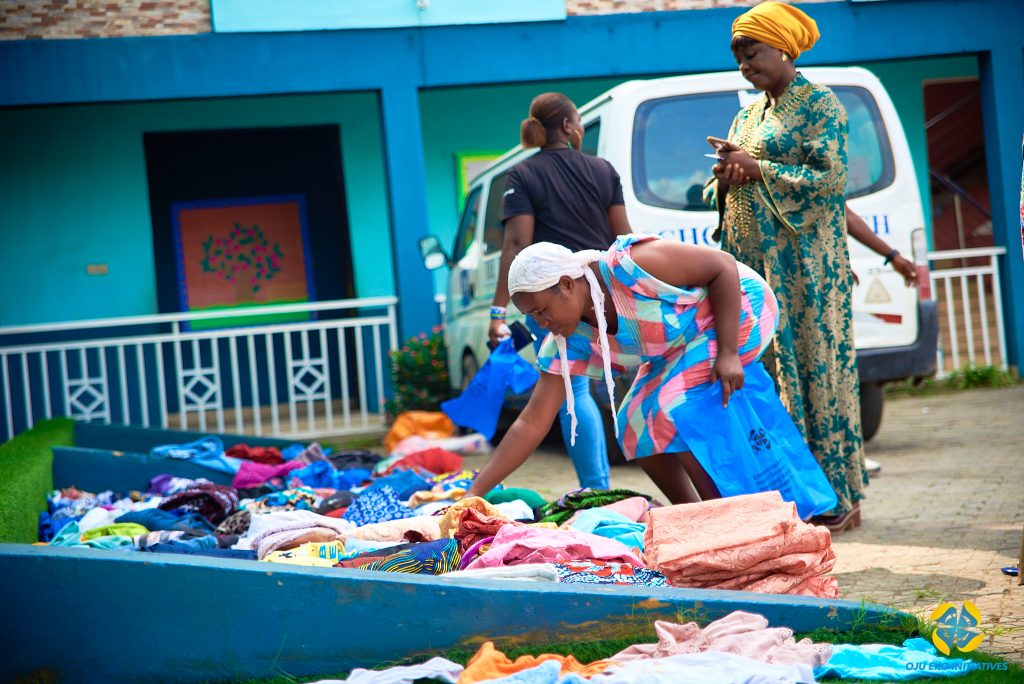 INF5223-1024x684 Oju Eko Initiative Empowers Community Women at “December To Remember” Outreach.