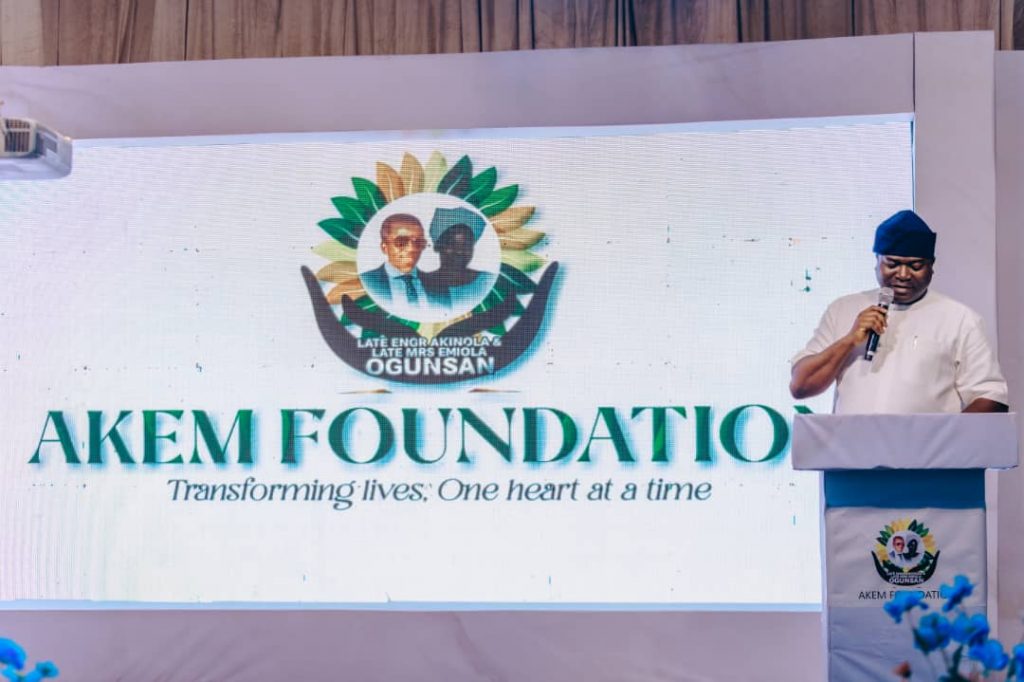 IMG-20260511-WA0004-1024x682 FirstBank MD, 2 DIGs, 4 AIGs, 3 Military Generals, 3 CPs, others Honor AKEM Foundation's 4th edition with 6 Million Naira Grants to 5 Biz Start-ups Winners in honor of late Engr. Akinola & Emiola Ogunsan.✓✓✓✓Newzspy.
