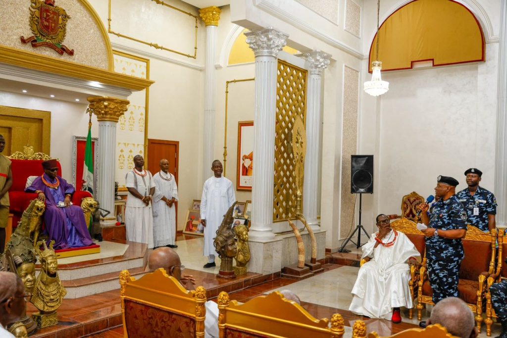IMG-20260517-WA0012-1024x683 IGP Disu Pays Homage to Oba of Benin, Visits Edo Police Command.✓✓✓Newzspy. 