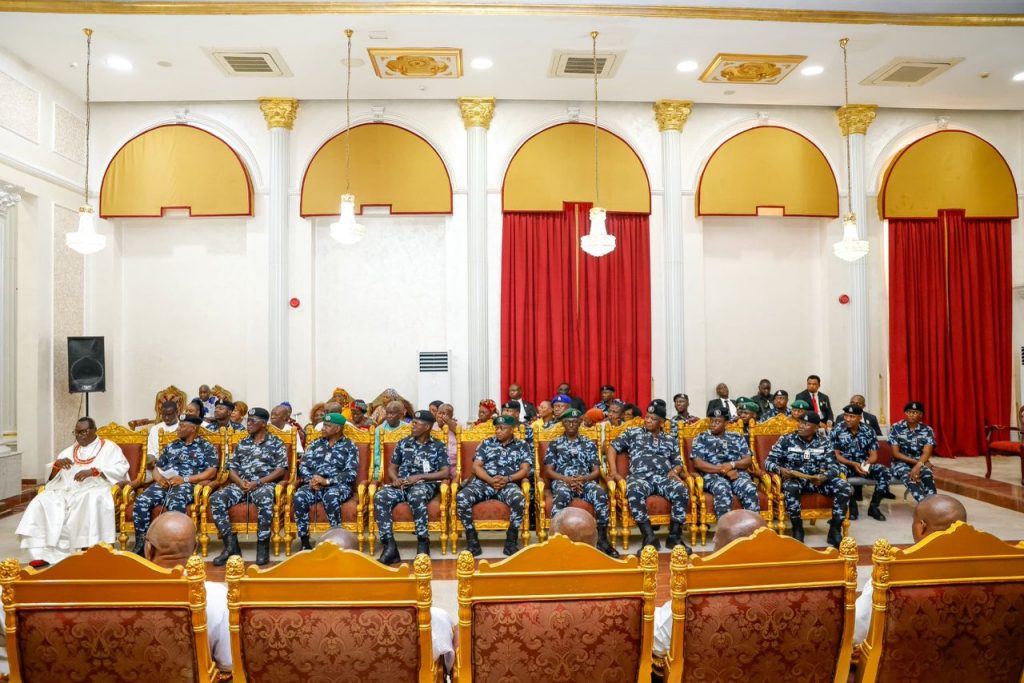 IMG-20260517-WA0013-1024x683 IGP Disu Pays Homage to Oba of Benin, Visits Edo Police Command.✓✓✓Newzspy. 